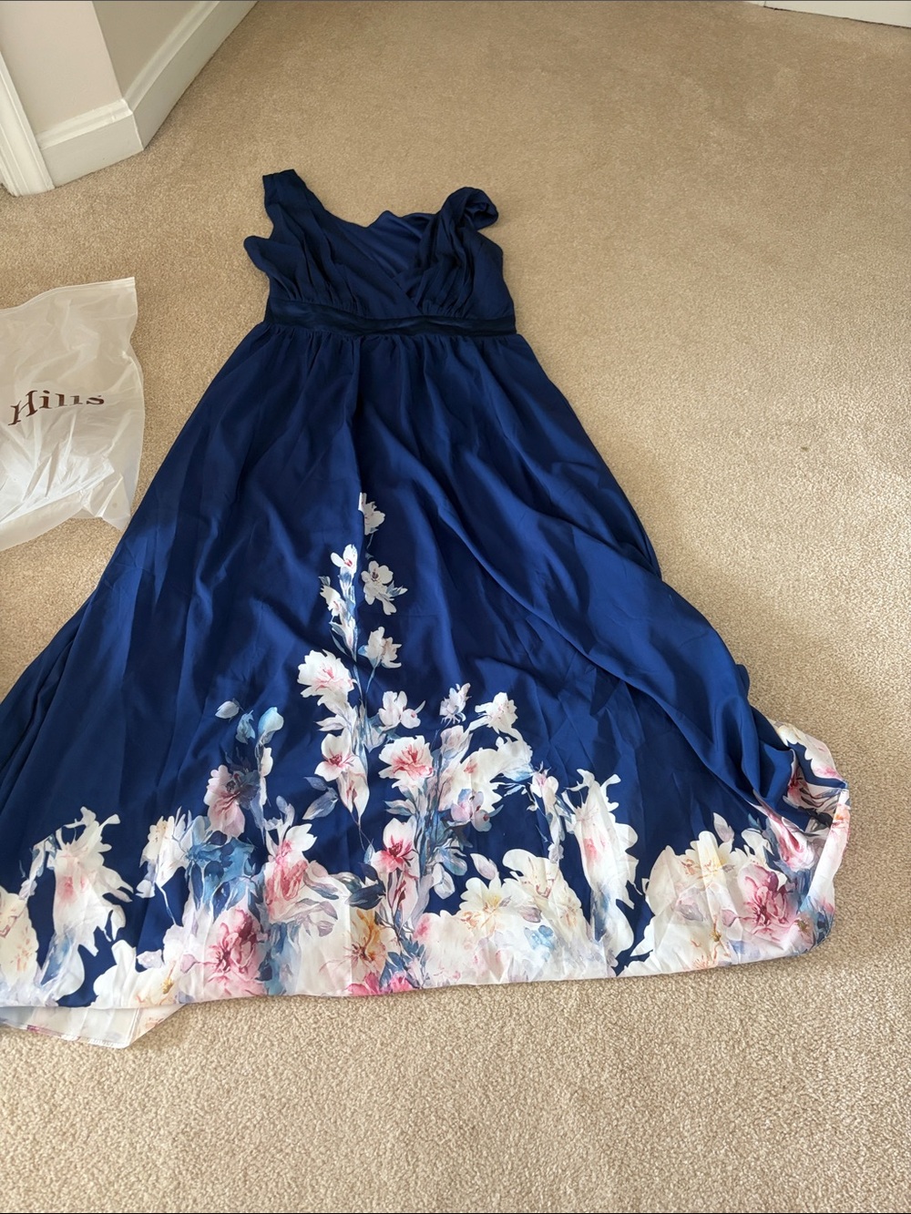 size small the hills brand Navy Floral Maxi Dress with Scalloped Hem never worn